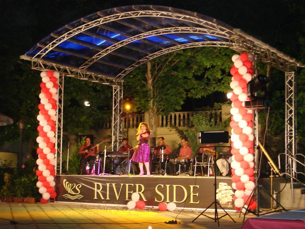 River Side Hotel Mingeczaur Zewnętrze zdjęcie
